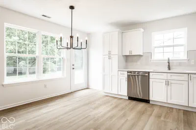 18061 Sanibel Circle, Westfield - 10