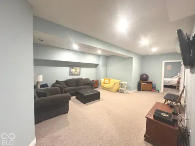 705 S Mossberg Court, Greensburg - 33