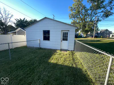 607 4th, Seymour - 9