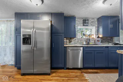 202 Lakeview Drive, Nineveh - 18