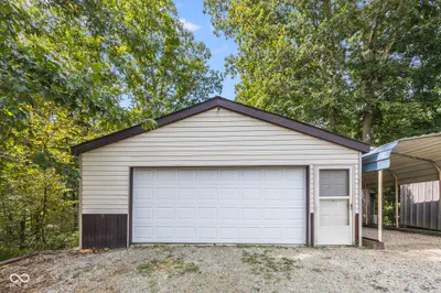22110 Beacon Street, Metamora - 29