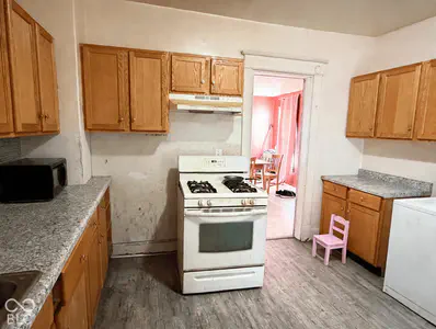 1043 W 36th Street, Indianapolis - 7