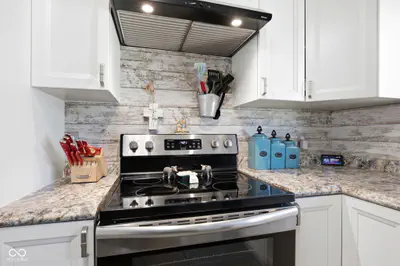 5924 Highgate Circle E, Indianapolis - 10