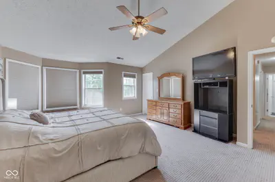 6814 Treyburn Circle, Indianapolis - 21