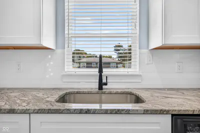 705 N Sobota Way, Trafalgar - 19