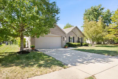 9348 Bayfield Drive, McCordsville - 2