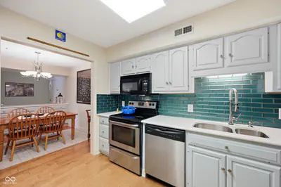 7601 Newport Bay Drive, Indianapolis - 5
