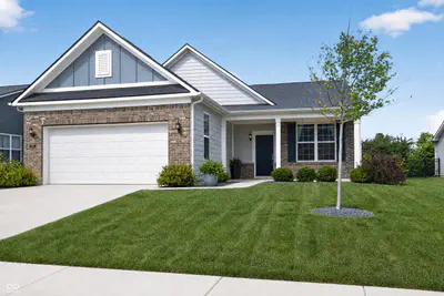 5806 Walkabout Way, Brownsburg - 2