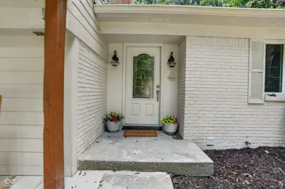 226 Saddlebrook Drive, Zionsville - 18