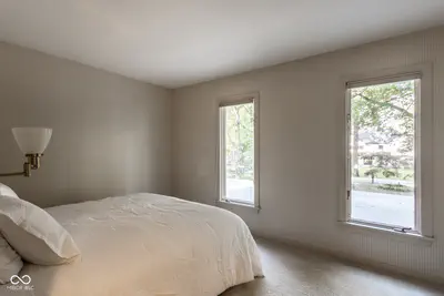 8385 Illinois Street, Indianapolis - 36