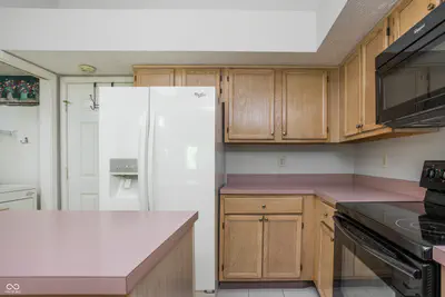 10764 Pimlico Circle, Carmel - 21
