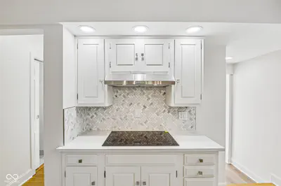 1230 Kessler Boulevard East Drive, Indianapolis - 19