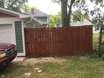 2724 Indianapolis Avenue, Indianapolis - 44