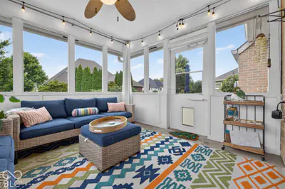 2807 Bloomsbury Drive, Greenwood - 45