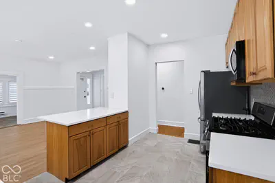 4202 Capitol Avenue, Indianapolis - 18