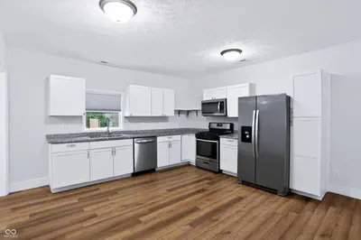 307 Wall Street, Advance - 54