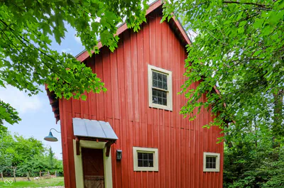 8437 500, Zionsville - 82