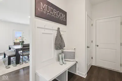 228 Heritage Pass, Greenfield - 15