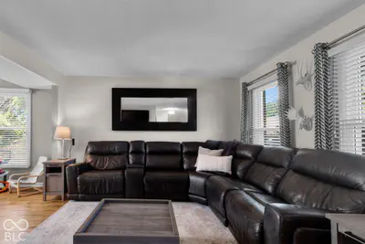 1067 Arlington Court, Carmel - 13