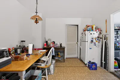 1612 Willis Drive, Bloomington - 37