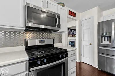 703 Trent Drive, Greenwood - 24