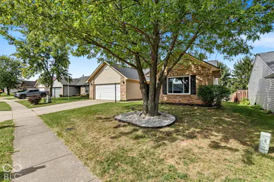 214 Pine Ridge Drive, Westfield - 2