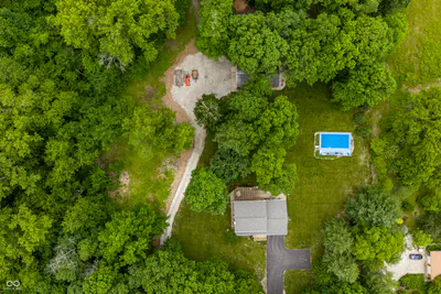 1653 300, Greenfield - 2