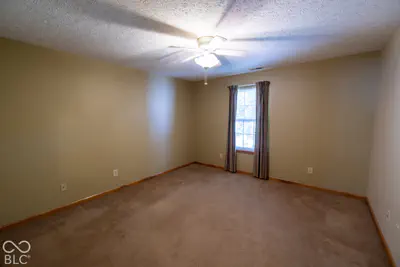 554 Cresthaven Drive, Indianapolis - 55