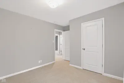 3608 Kessler Boulevard East Drive, Indianapolis - 35