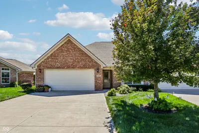 4935 Harrisburg Court, New Palestine - 2