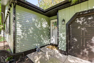 6524 Breeds Hill Court, Indianapolis - 2