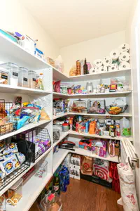 15679 Woodford Drive, Westfield - 14
