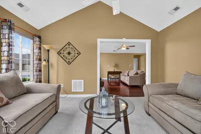 13871 Rue Charlot Lane #20, McCordsville - 9