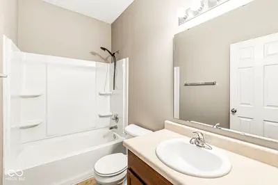 5350 Tanglewood Lane, Whitestown - 24