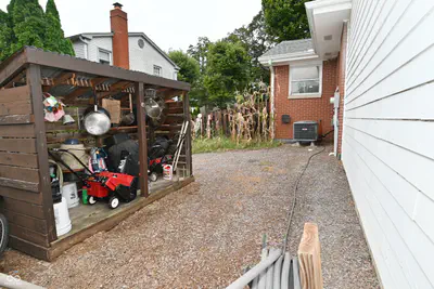 6545 Brill Road, Indianapolis - 68