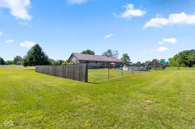1802 Ewing Street, Seymour - 37