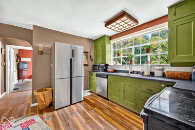 70 Norris Avenue, North Vernon - 26
