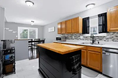 4846 Oakleigh Parkway, Greenwood - 18
