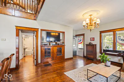 621 Poplar Street, Seymour - 19