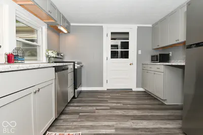 10 Broadway, North Salem - 10