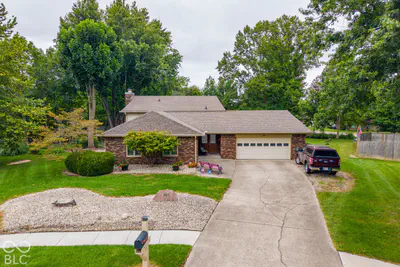 261 Oakwood, Greenwood - 6