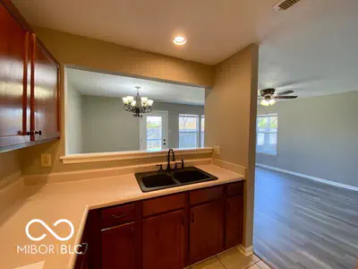 16736 Aulton Drive, Noblesville - 29