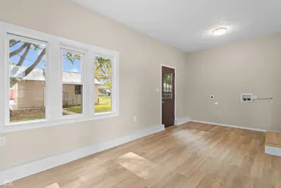 709 Main Street, Greentown - 9