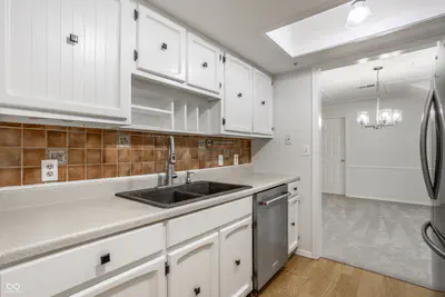 1316 Kings Cove Court, Indianapolis - 14