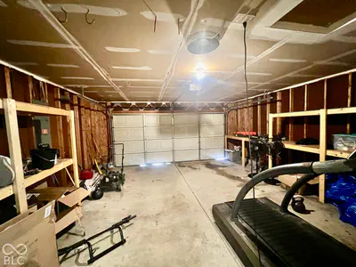2390 Lakecrest Drive, Columbus - 11
