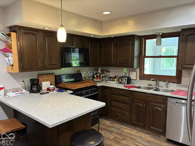 4601 575 Road, Selma - 17
