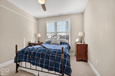 2427 Glebe Street, Carmel - 27