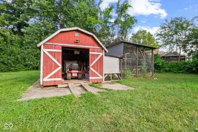 6461 Madison Avenue, Indianapolis - 27