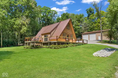 5432 Whittier Drive, Knightstown - 37