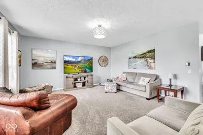8744 Rapp Drive, Indianapolis - 17